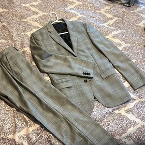 Two piece suit from express